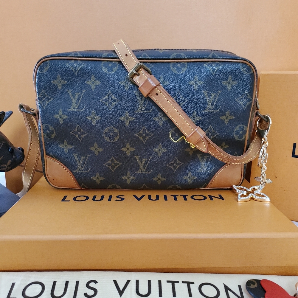 🎀Louis Vuitton Trocadero 27 Women's Crossbody Bag🎀 - Picture 3 of 17